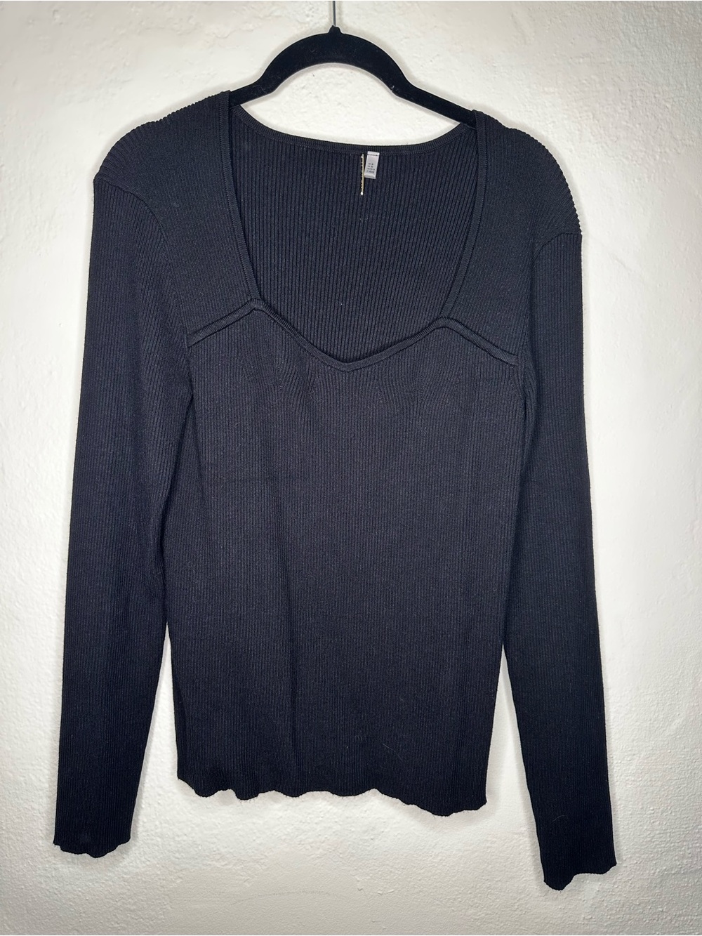 Elie Tahari Black Portrait Collar Long-Sleeve Top